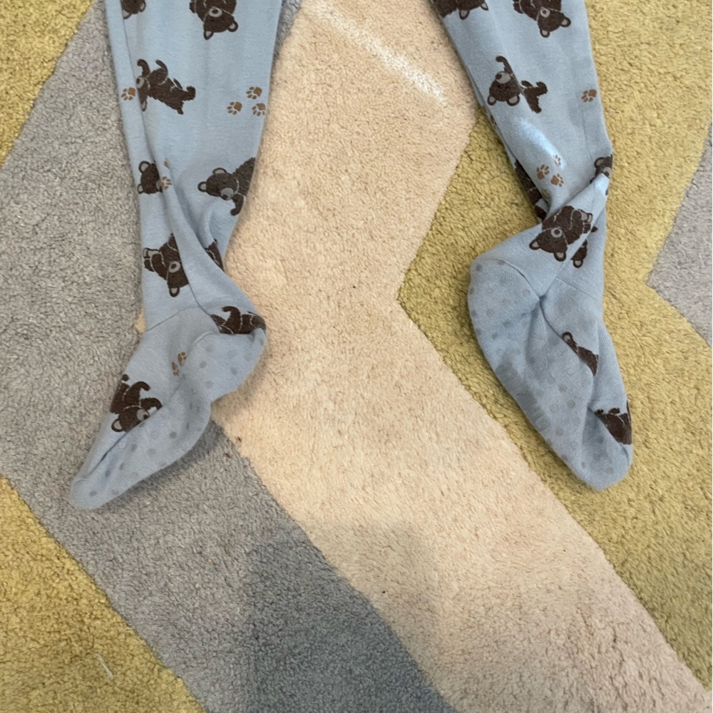 Pair of onesie jammies - Picture 5 of 10